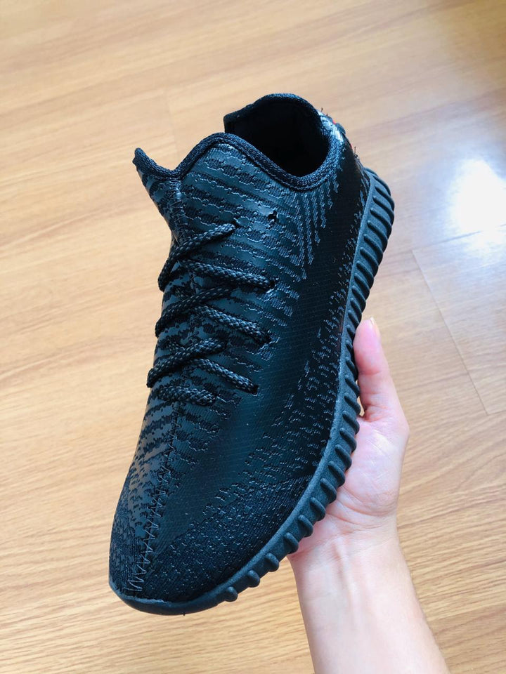 TÊNIS ADIDAS YEEZY BOOST 350 PRETO