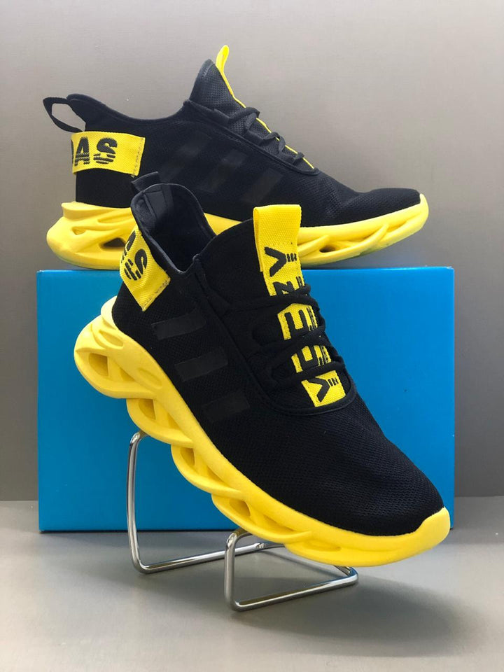 ADIDAS YEEZY 2020 PRETO/AMARELO