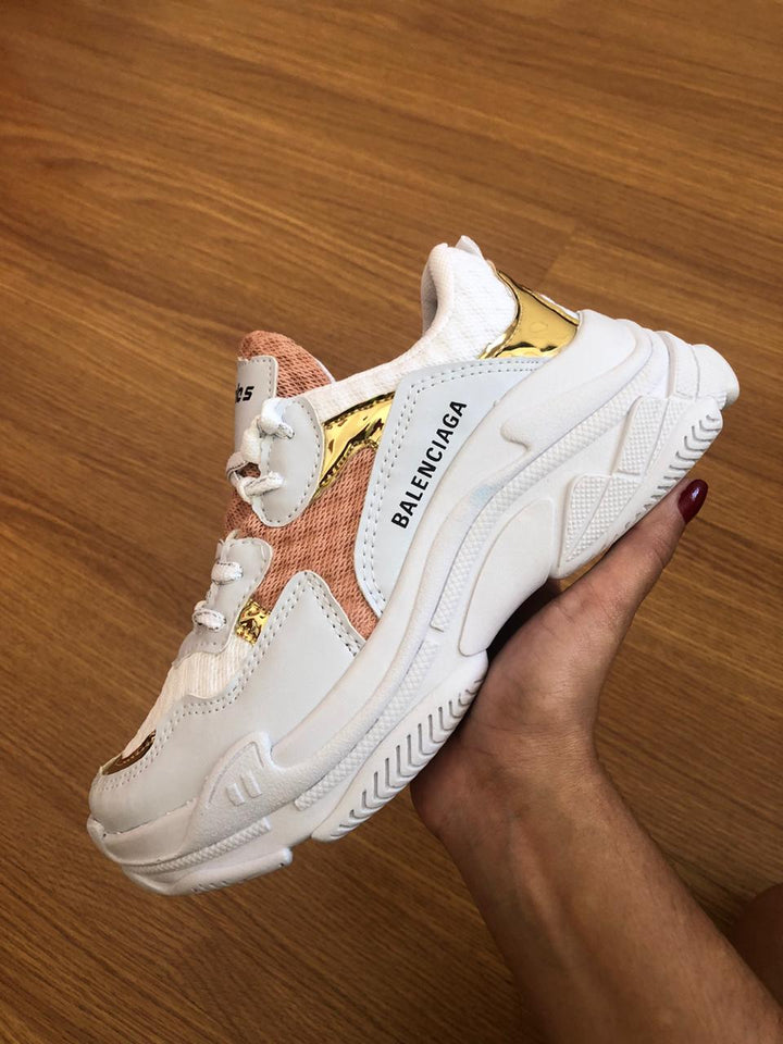 BALENCIAGA TRIPLE S BRANCO/DOURADO