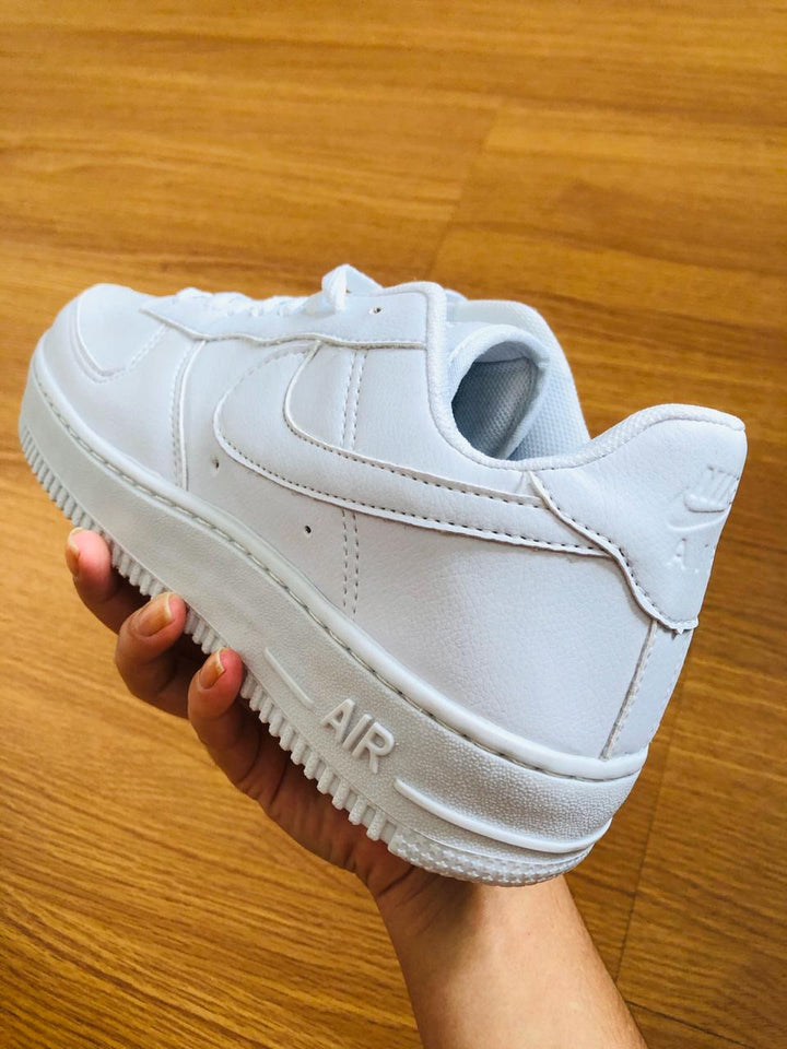 TÊNIS NIKE AIR FORCE BRANCO